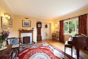 Photo 16- click for photo gallery